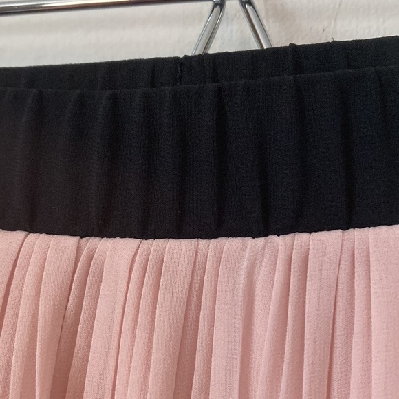 worthington flouncy pink double layer pleated skirt satin feel linings size 12 - Picture 7 of 12